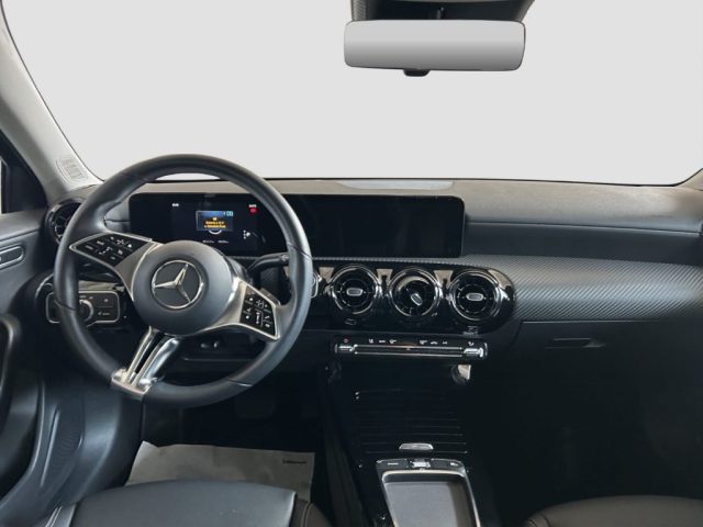 MERCEDES-BENZ A 180 usata 8