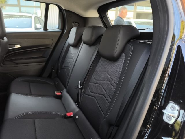 JEEP Avenger usata, con Autoradio digitale
