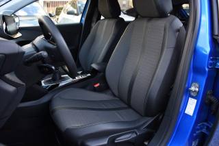 PEUGEOT 208 usata, con Autoradio