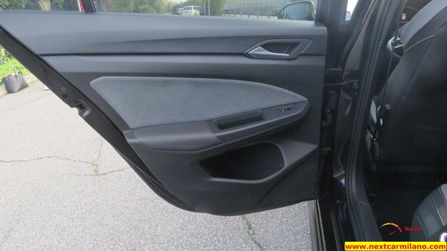VOLKSWAGEN Golf usata, con Park Distance Control