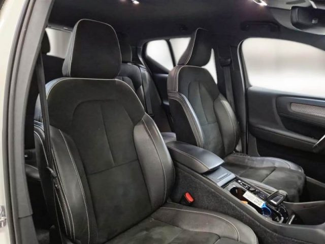 VOLVO XC40 usata, con ESP