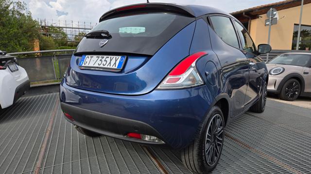 LANCIA Ypsilon usata, con Autoradio