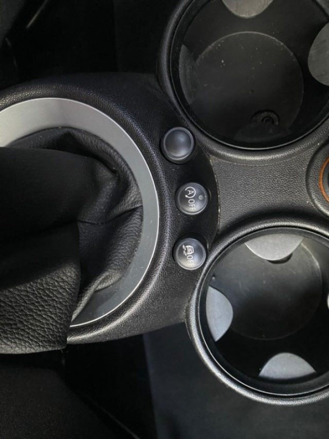 MINI Cooper D usata 16