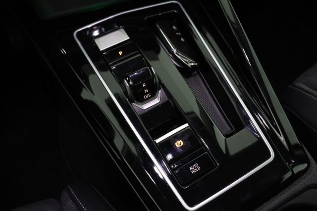 VOLKSWAGEN Golf usata 12