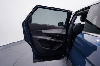 PEUGEOT 5008 usata, con Autoradio digitale
