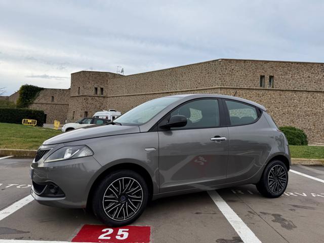 LANCIA Ypsilon usata, con Airbag testa