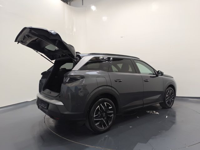 PEUGEOT 5008 usata, con Bluetooth