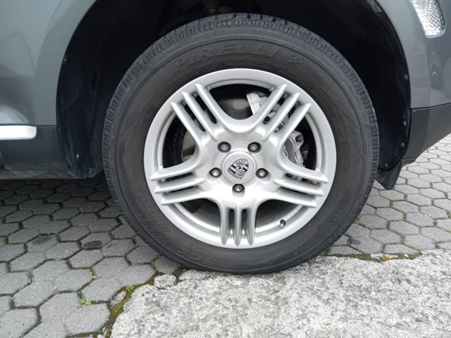 PORSCHE Cayenne usata, con Alzacristalli elettrici