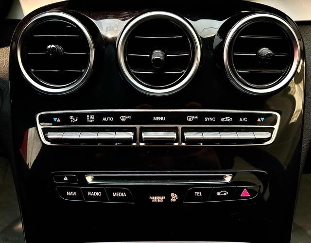 MERCEDES-BENZ C 200 usata, con Sistema di navigazione