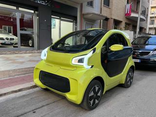 XEV Yoyo usata, con Alzacristalli elettrici
