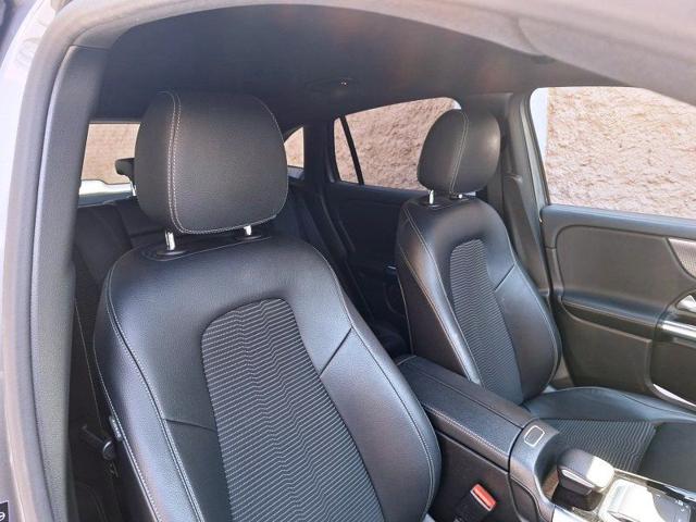 MERCEDES-BENZ GLA 200 usata 60