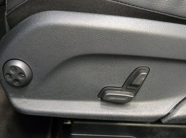 MERCEDES-BENZ GLC 200 usata, con Alzacristalli elettrici