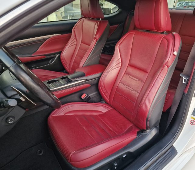 LEXUS RC 300h usata, con Climatizzatore