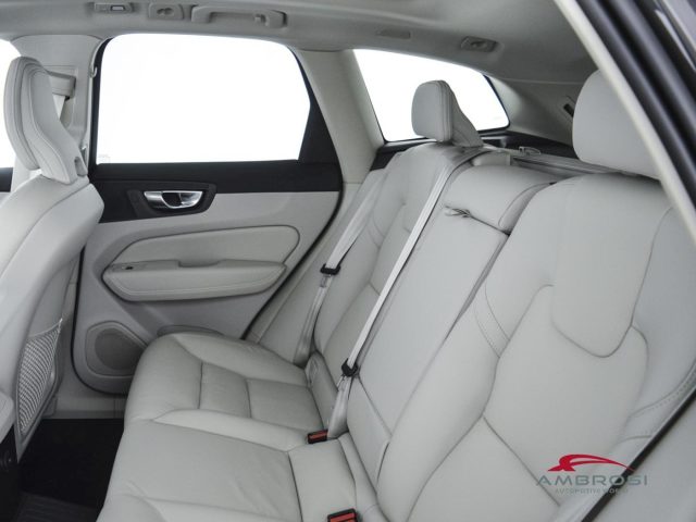 VOLVO XC60 usata 9
