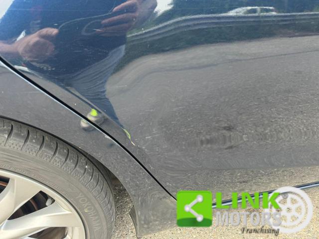 MAZDA 3 usata, con Sedile posteriore sdoppiato