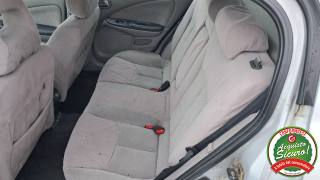 NISSAN Almera usata, con Chiusura centralizzata