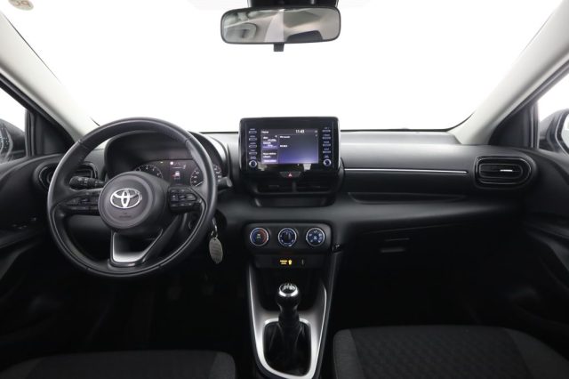 TOYOTA Yaris usata 4