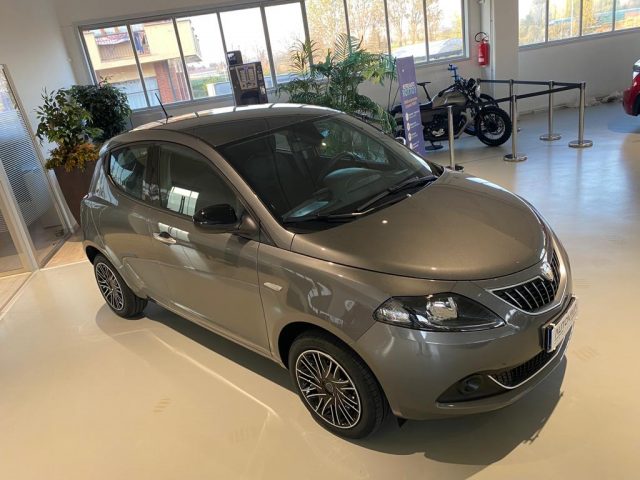 LANCIA Ypsilon usata, con Alzacristalli elettrici