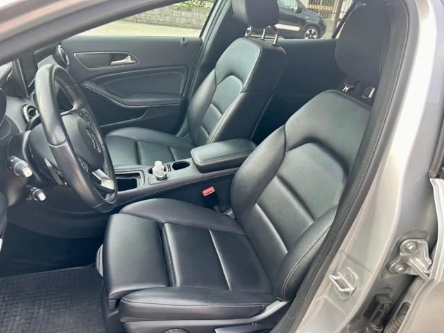 MERCEDES-BENZ GLA 200 usata, con Fari Xenon