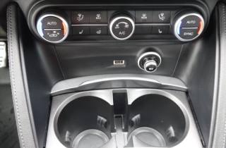 ALFA ROMEO Stelvio usata, con Interni in pelle