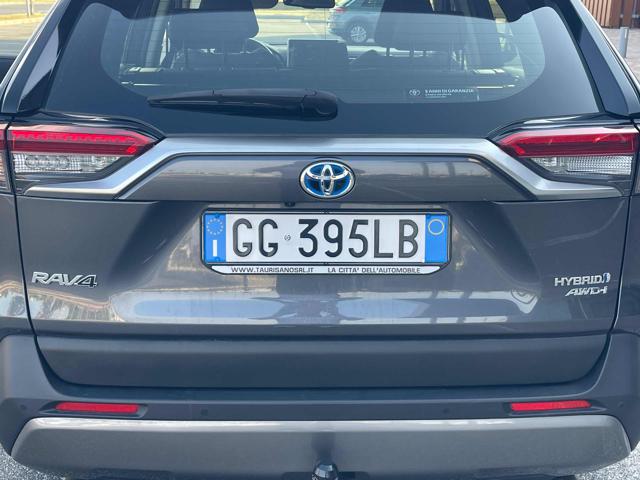 TOYOTA RAV 4 MY23 usata, con Fendinebbia