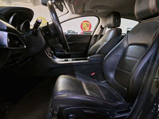 JAGUAR XE usata, con Climatizzatore