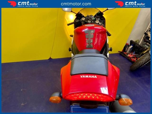 YAMAHA YZF R1 usata 6