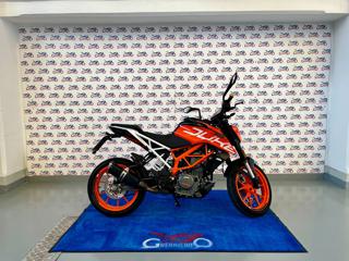 KTM 390 Duke usata 2