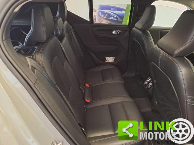 VOLVO XC40 usata, con Specchietti laterali elettrici