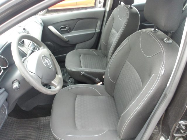 DACIA Sandero usata, con USB