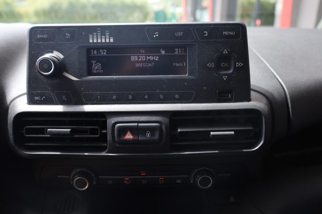 CITROEN Berlingo usata, con Autoradio digitale