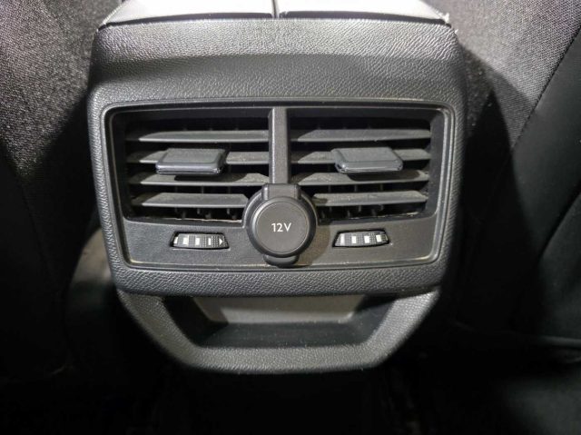 PEUGEOT 3008 usata 26