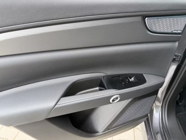 MASERATI Grecale usata, con Fari LED
