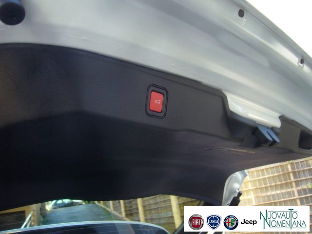 JEEP Avenger usata, con Frenata d