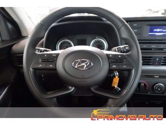 HYUNDAI Bayon usata, con Airbag