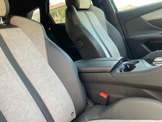 PEUGEOT 3008 usata, con Park Distance Control