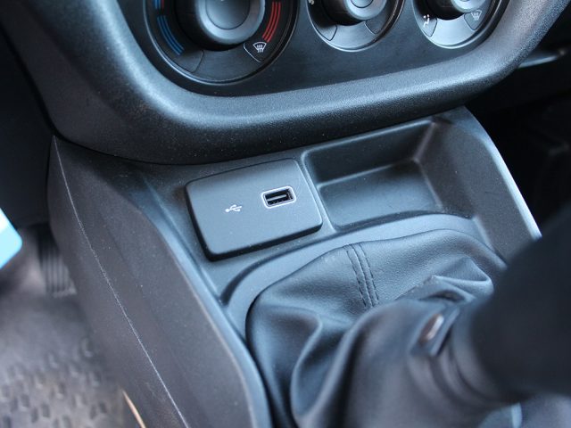 FIAT Doblo usata, con Specchietti laterali elettrici
