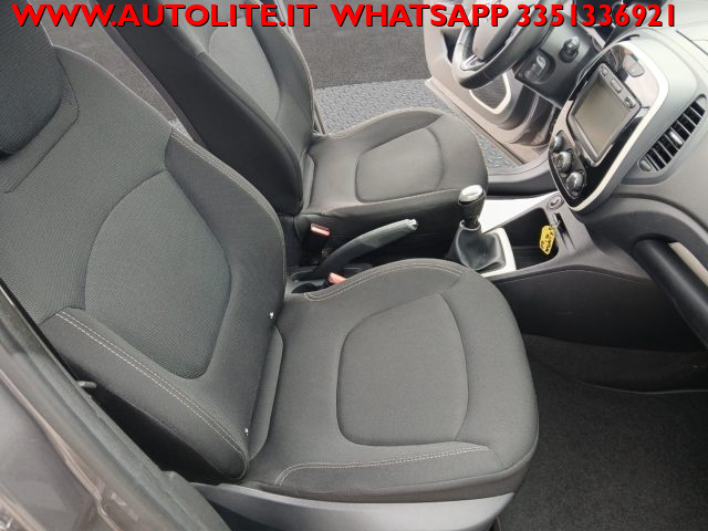 RENAULT Captur usata, con Sistema di navigazione