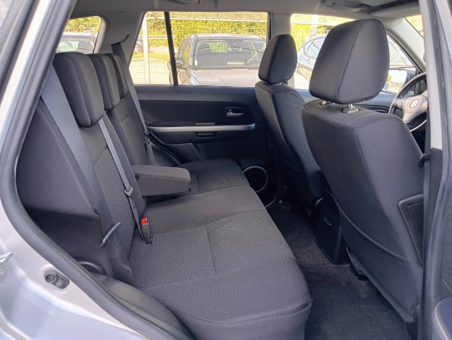 SUZUKI Grand Vitara usata, con Lettore CD