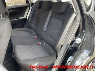 HYUNDAI Bayon usata, con Autoradio