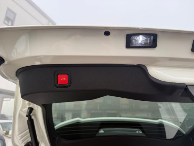 ALFA ROMEO Junior usata, con Telecamera per parcheggio assistito