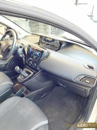 LANCIA Ypsilon usata, con Immobilizzatore elettronico