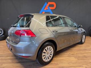 VOLKSWAGEN Golf usata, con Autoradio