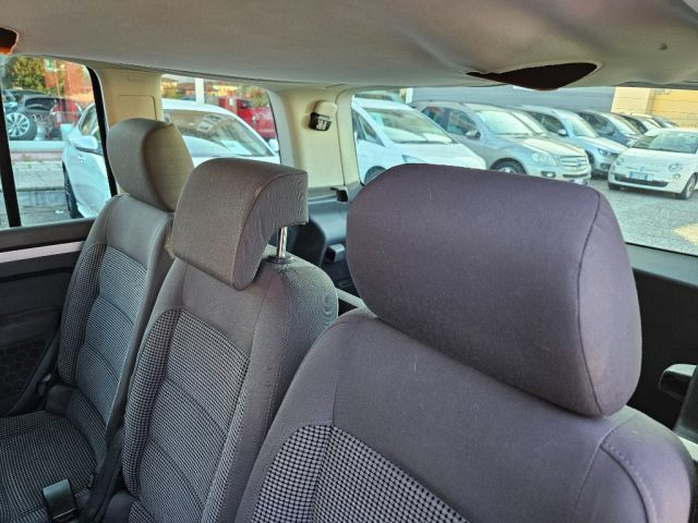 VOLKSWAGEN Touran usata 41