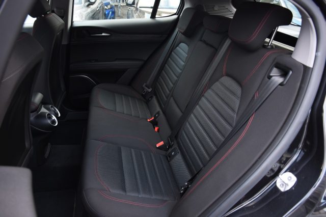 ALFA ROMEO Stelvio usata, con Cerchi in lega