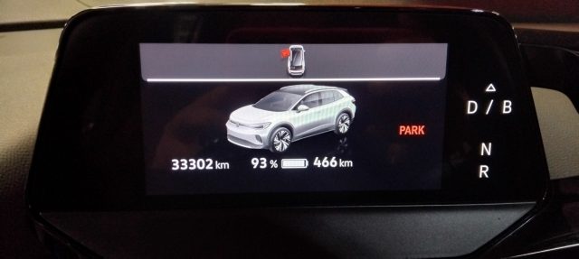 VOLKSWAGEN ID.4 usata, con Specchietti laterali elettrici