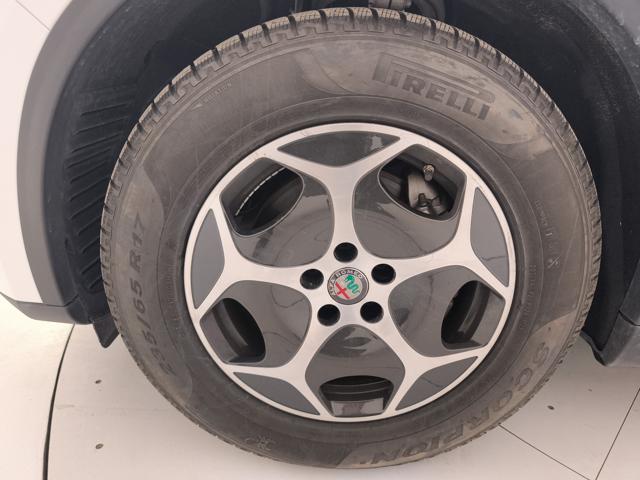 ALFA ROMEO Stelvio usata, con Chiusura centralizzata