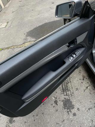 MERCEDES-BENZ E 200 usata, con Fari Xenon