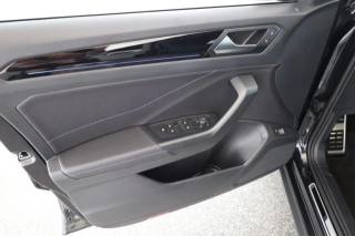 VOLKSWAGEN T-Roc usata, con Controllo trazione