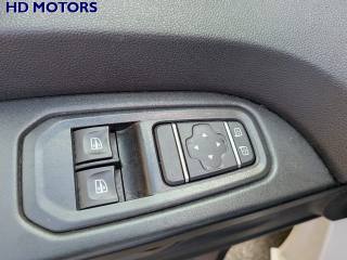 RENAULT Trafic usata, con USB